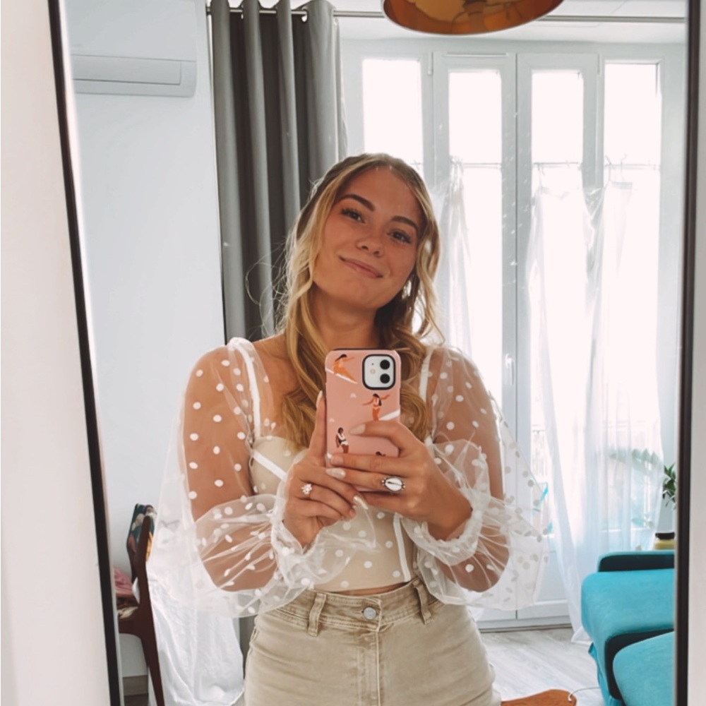 Meet your Posher, Elaina